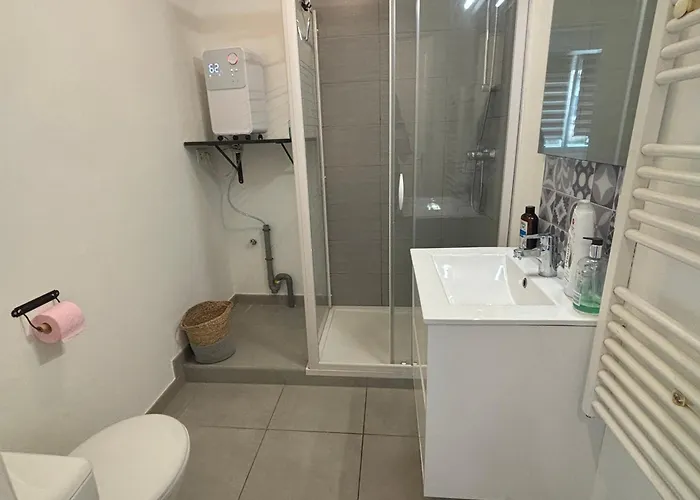 La Fontaine Wifi Parking Un Sejour A Part Apartmán *